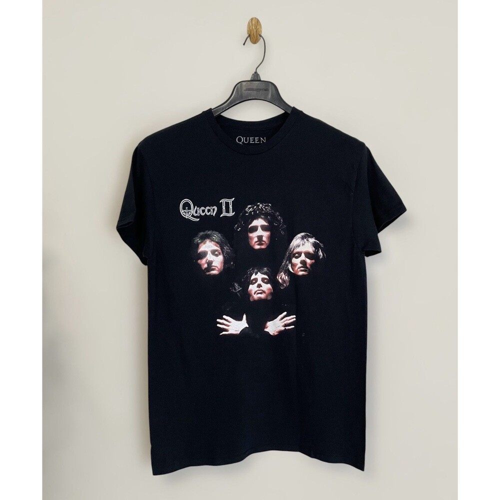 Queen Bo Rhap Classic  Official T-Shirt Short Sleeve NWOT Size L Large